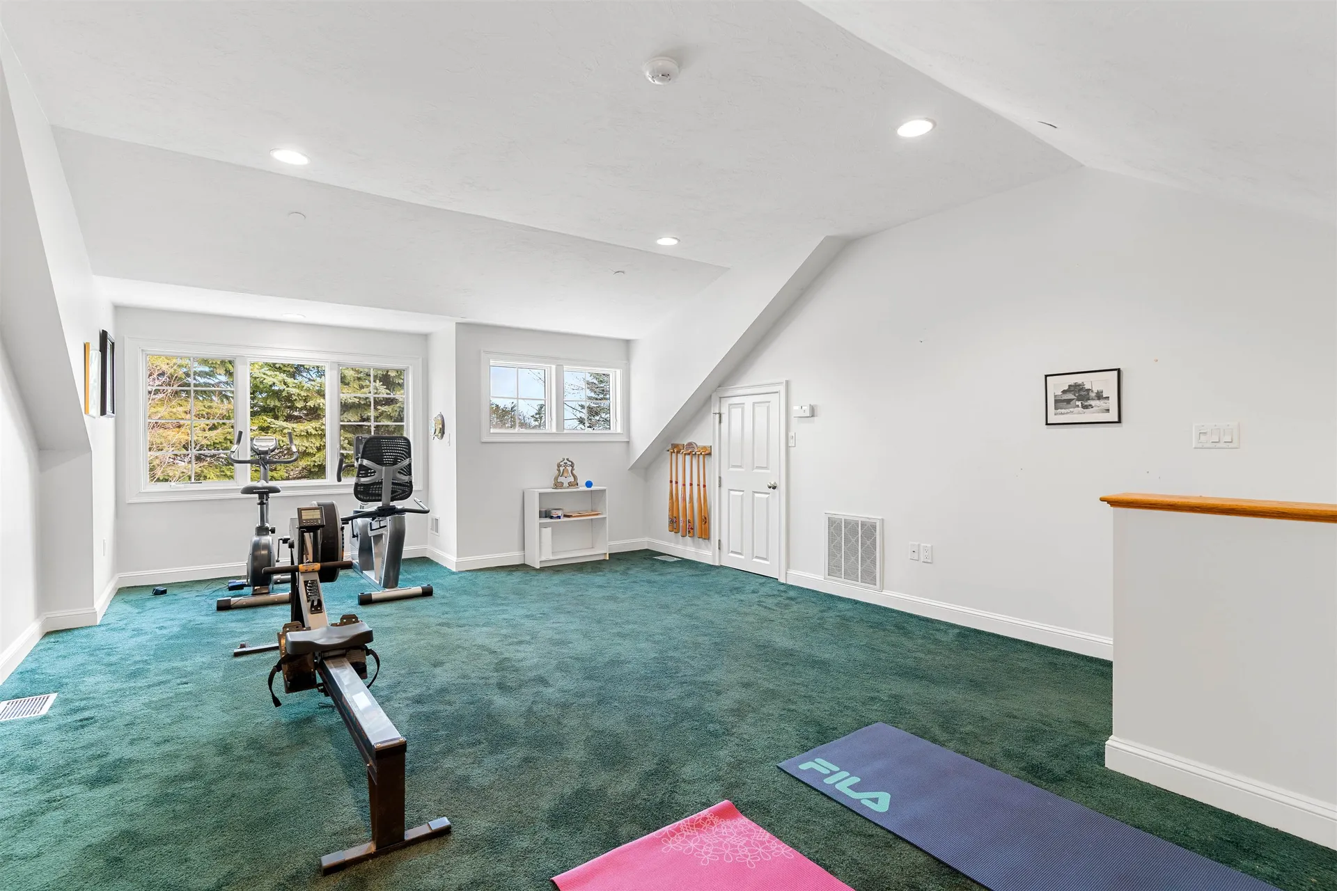 99 Campbells Lane New Castle NH 03854