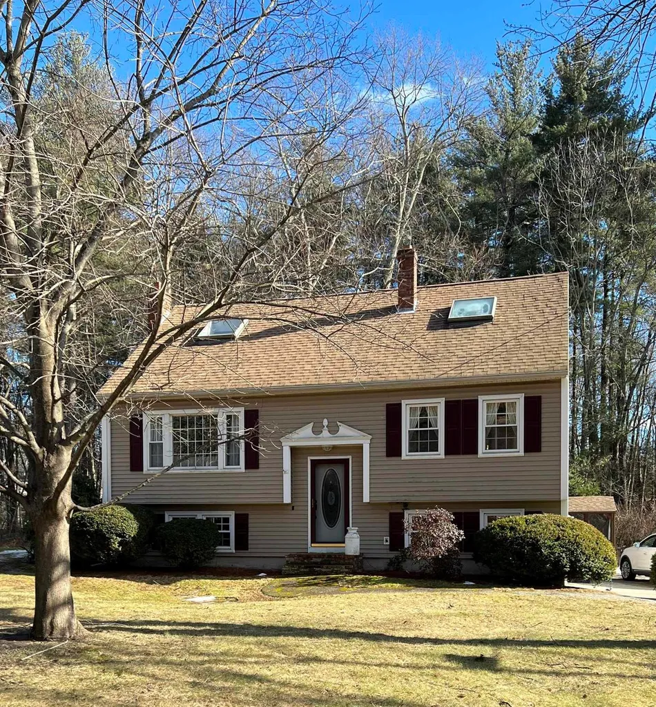 10 Nicholas Road Plaistow NH 03865