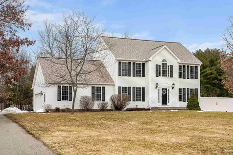 2 Whippoorwill Circle Londonderry NH 03053