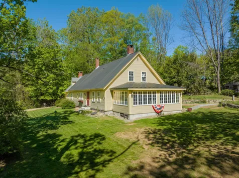 280 Coxboro Road Holderness NH 03245