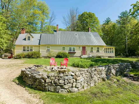 280 Coxboro Road Holderness NH 03245