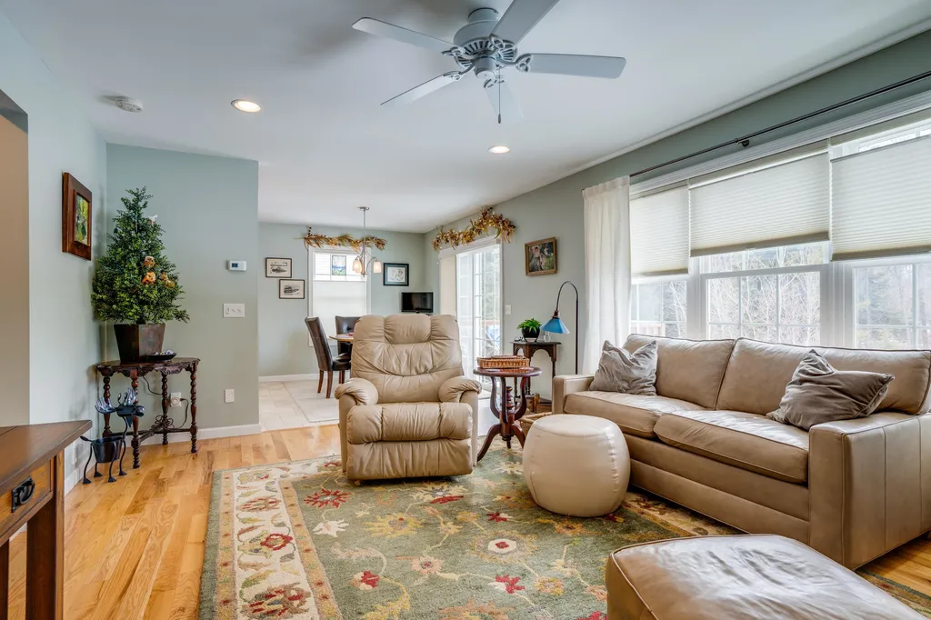 250 Fox Run Colchester VT 05446
