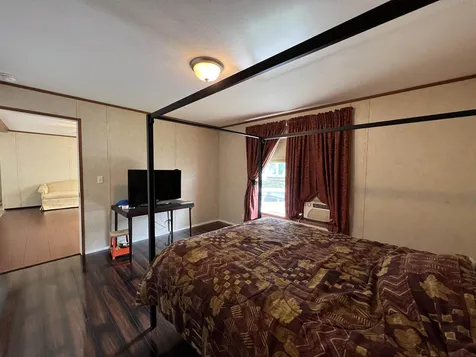 9 Harbourt Drive Winchester NH 03470
