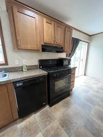 9 Harbourt Drive Winchester NH 03470