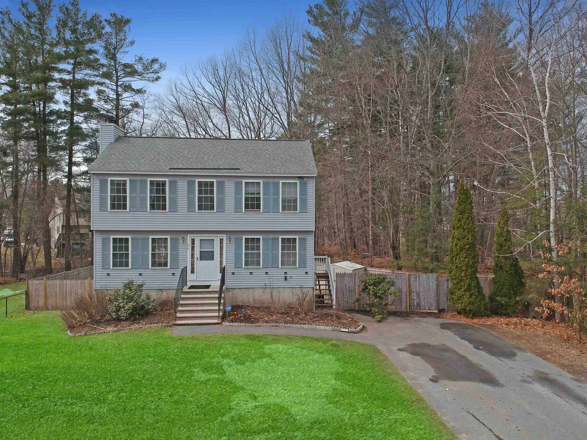 22 Magnolia Lane Derry NH 03038