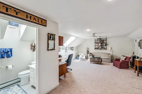 76 Fenwood Drive New London NH 03257