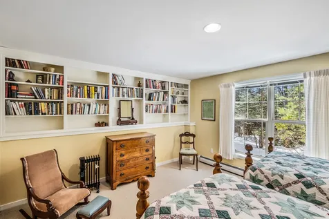 76 Fenwood Drive New London NH 03257