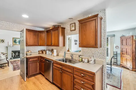76 Fenwood Drive New London NH 03257