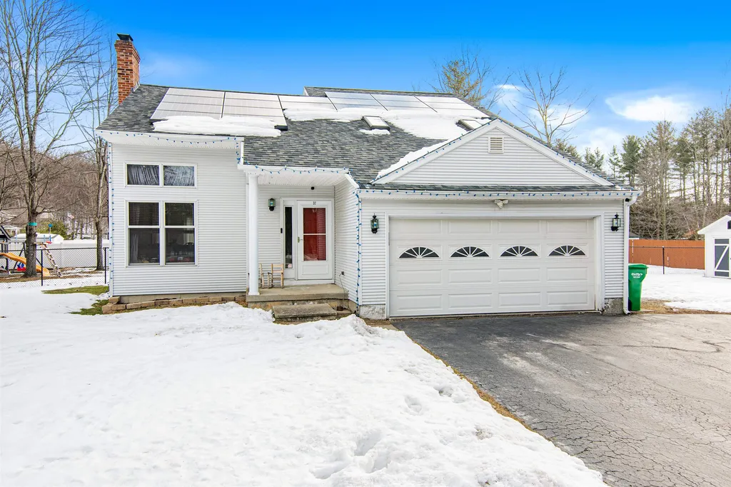 32 Elmer Place Milton VT 05468