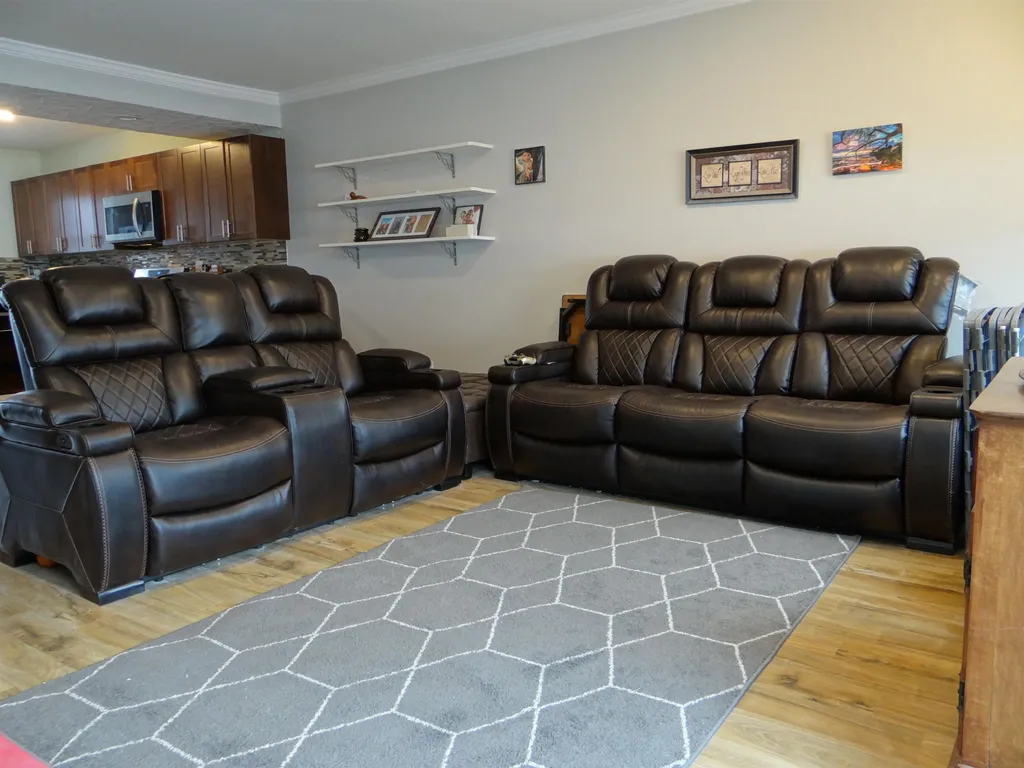 5 Turner Place Enfield NH 03748