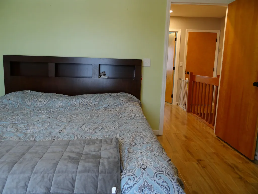 5 Turner Place Enfield NH 03748