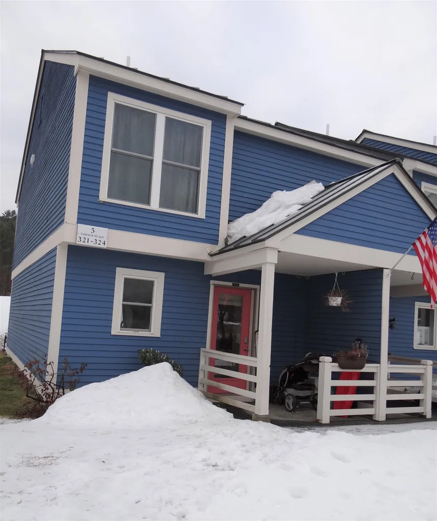 5 Turner Place Enfield NH 03748