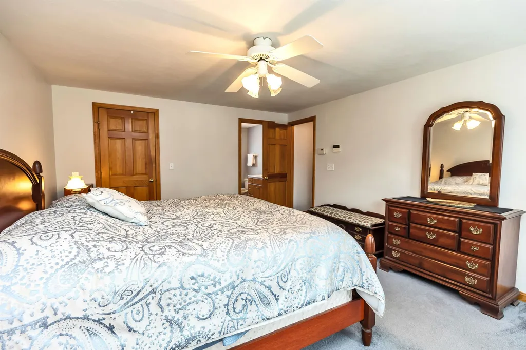26 Fieldstone Drive Hooksett NH 03106