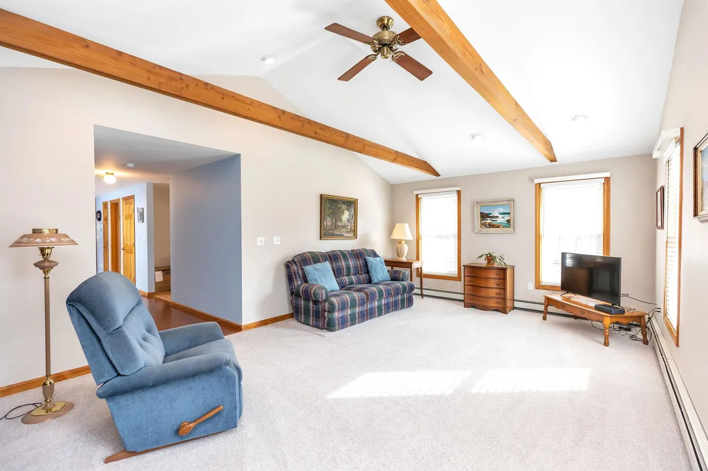 26 Fieldstone Drive Hooksett NH 03106