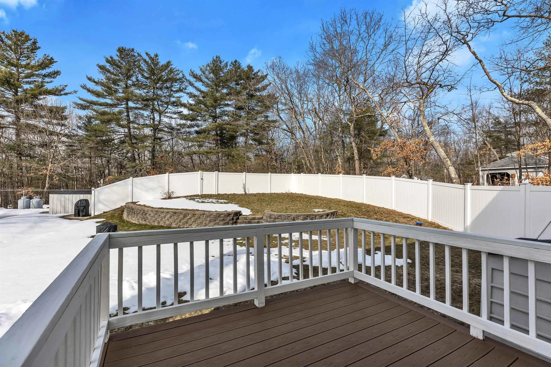 26 Fieldstone Drive Hooksett NH 03106