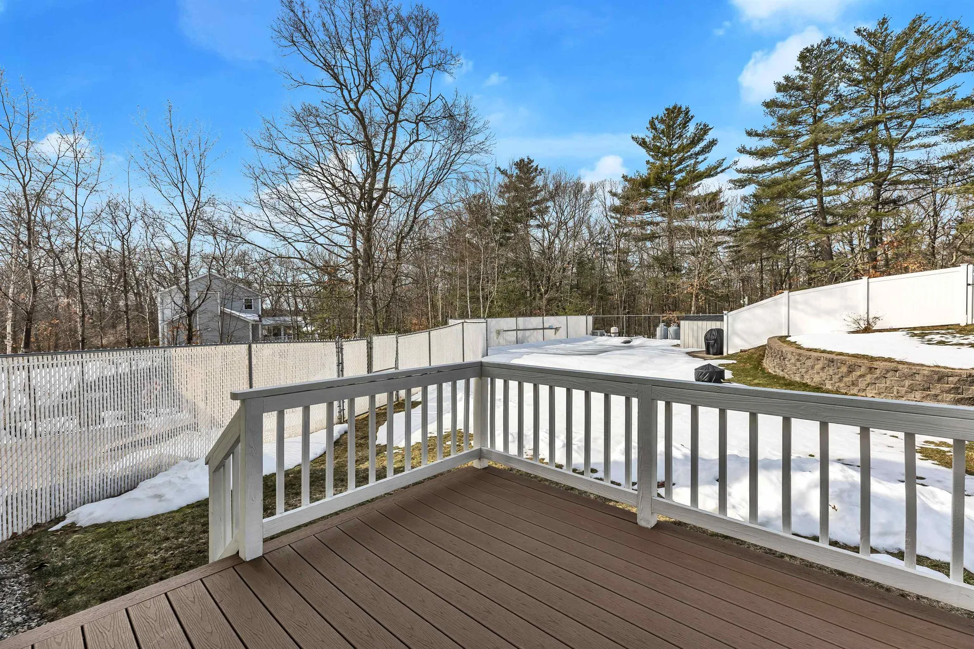 26 Fieldstone Drive Hooksett NH 03106