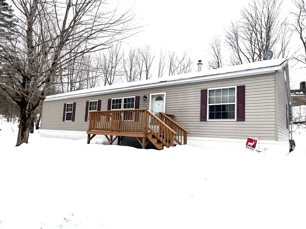 74 Linden Drive Hartford VT 05001