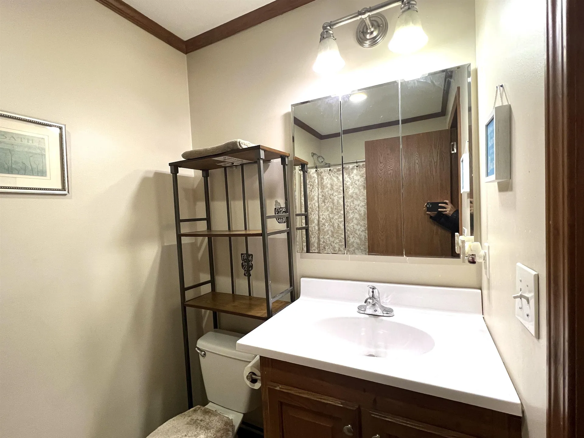 74 Linden Drive Hartford VT 05001