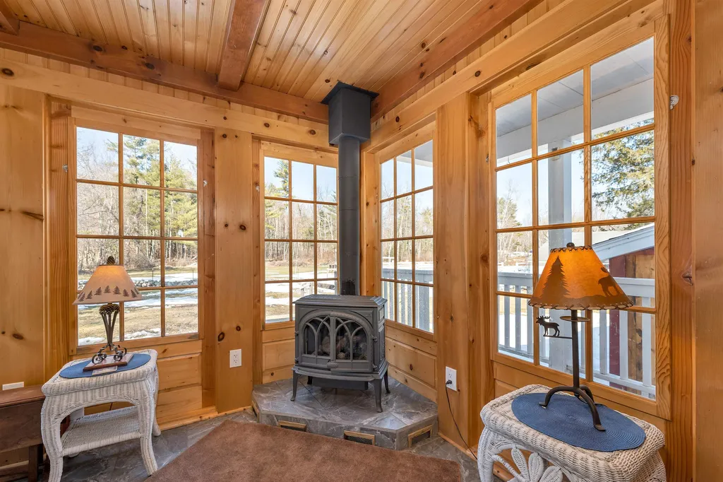 487 Governor Wentworth Highway Tuftonboro NH 03816