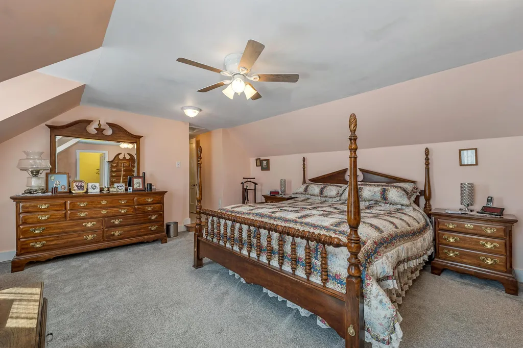 487 Governor Wentworth Highway Tuftonboro NH 03816