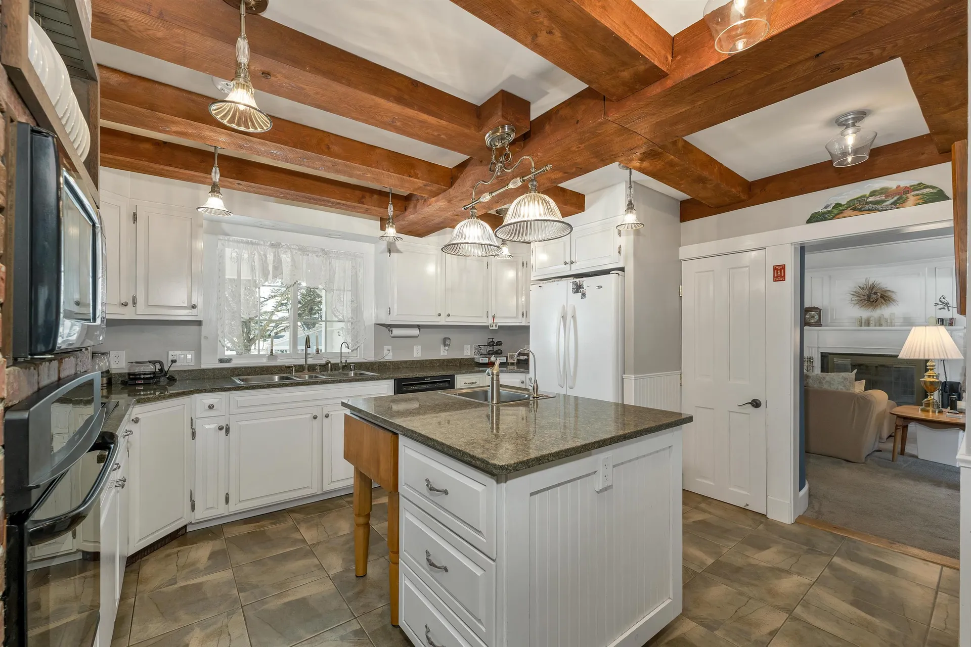 487 Governor Wentworth Highway Tuftonboro NH 03816