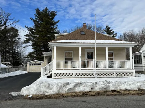 109 Lamprey Street Manchester NH 03102