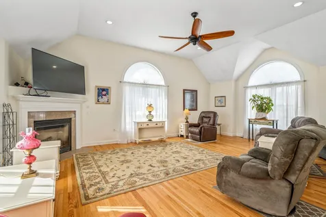 20 Ordway Lane Kingston NH 03848