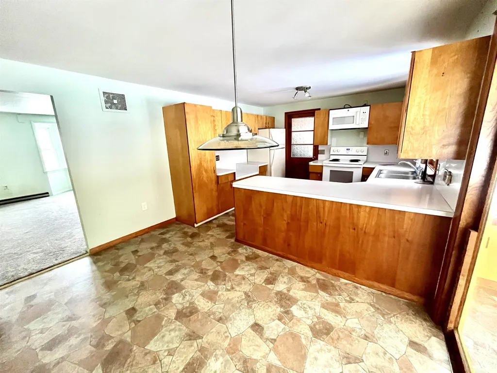 15 Pattee Hill Road Alexandria NH 03222
