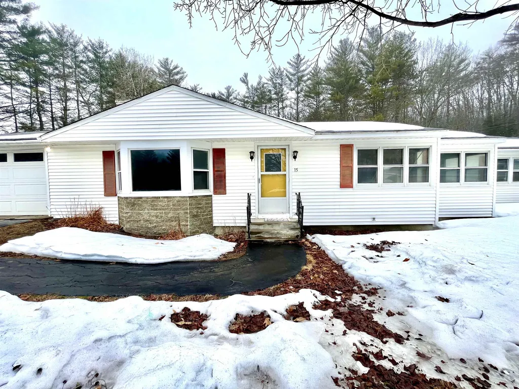 15 Pattee Hill Road Alexandria NH 03222