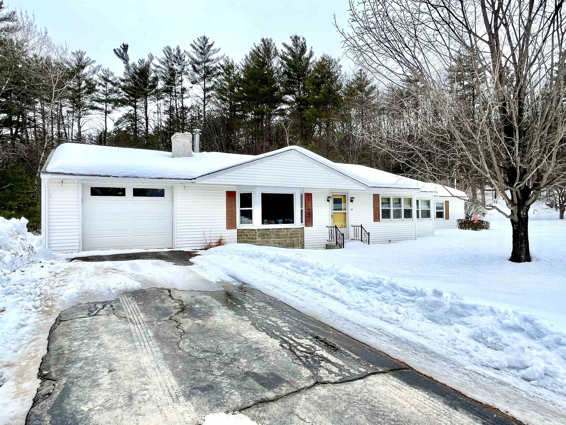 15 Pattee Hill Road Alexandria NH 03222