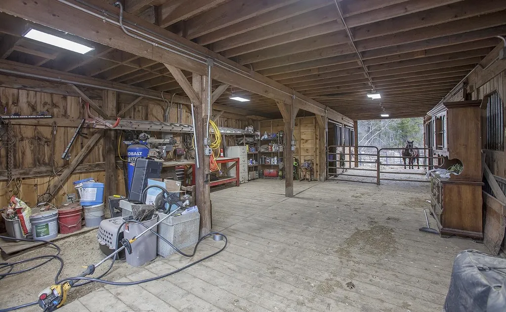 163 South Road Deerfield NH 03037