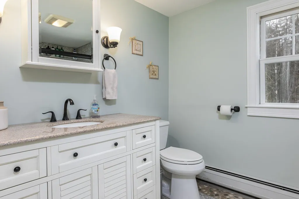 2 Edgewood Drive Bow NH 03304