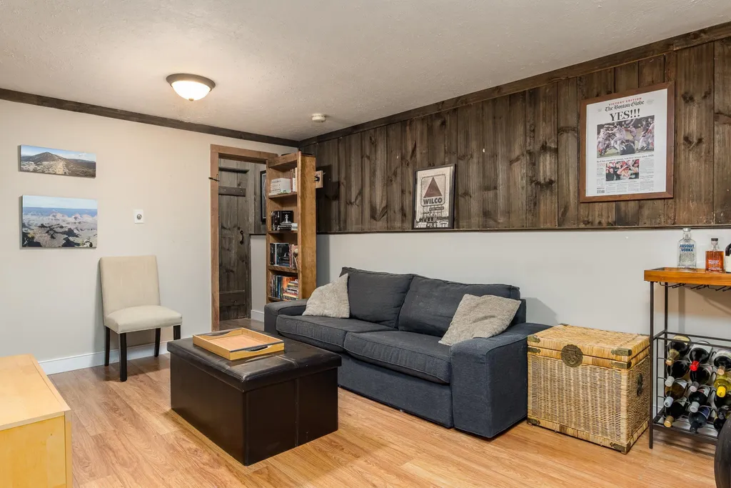 2 Edgewood Drive Bow NH 03304