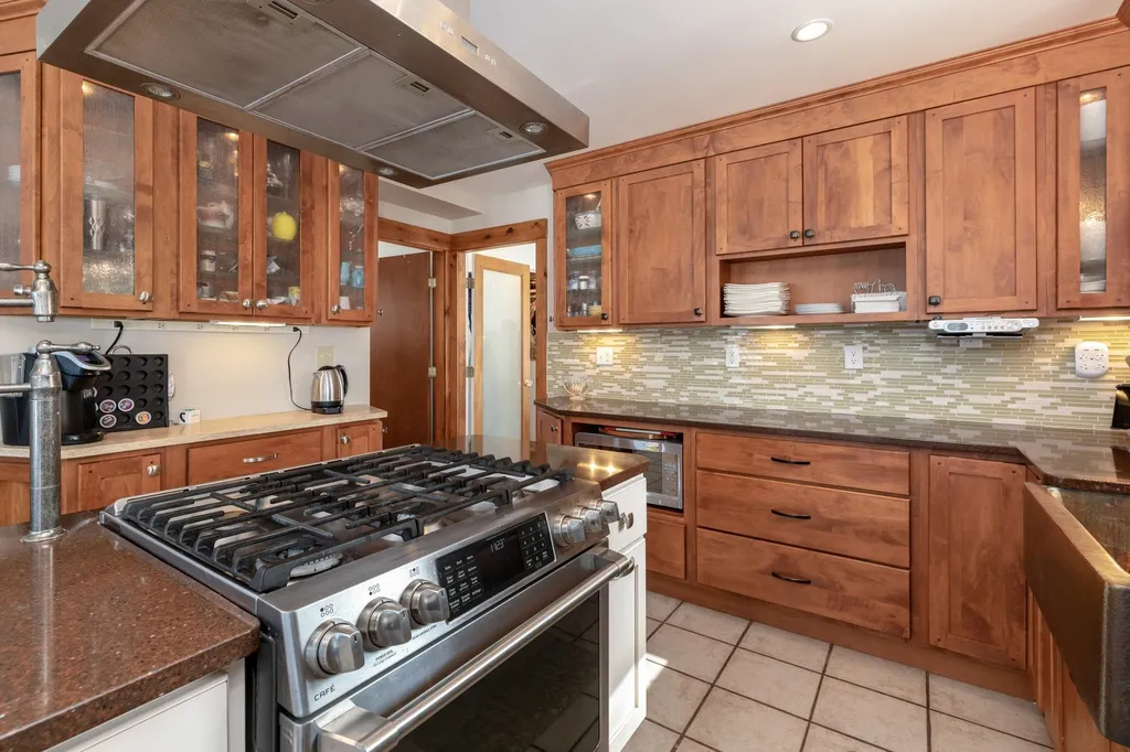 45 Coons Point Road Belmont NH 03220