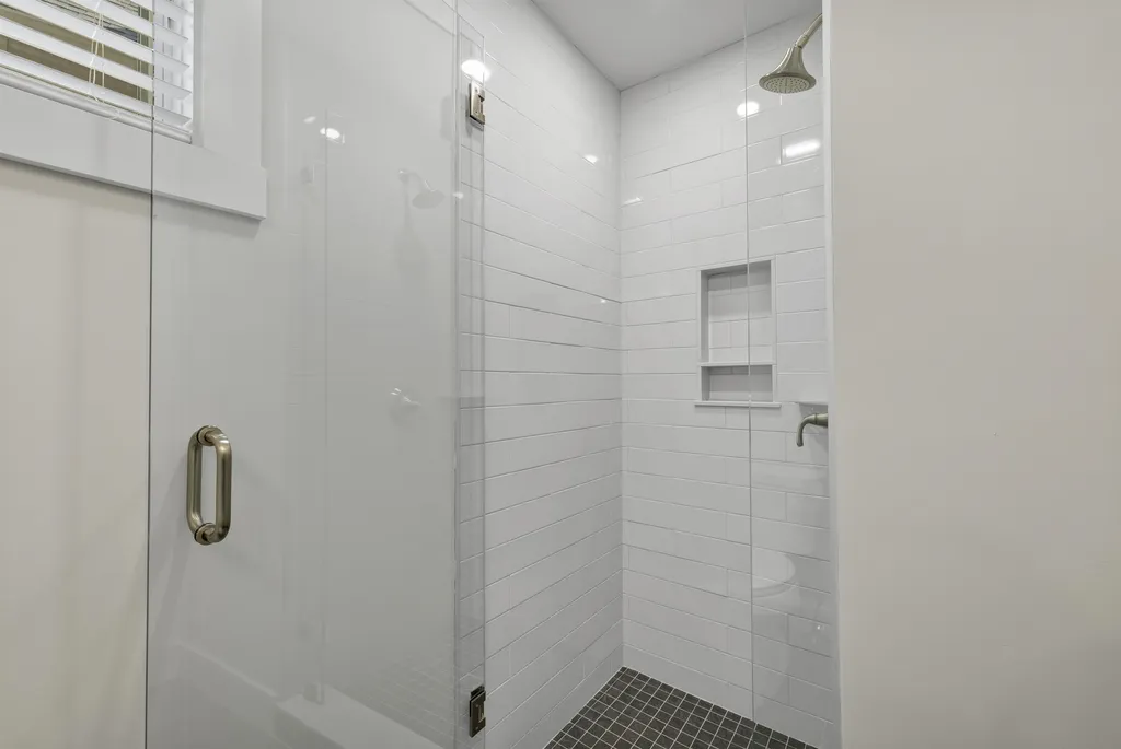 109 Weirs Boulevard Laconia NH 03246