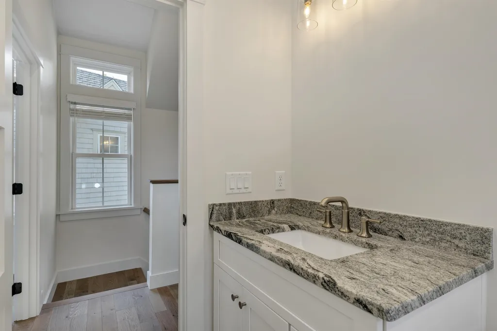 109 Weirs Boulevard Laconia NH 03246