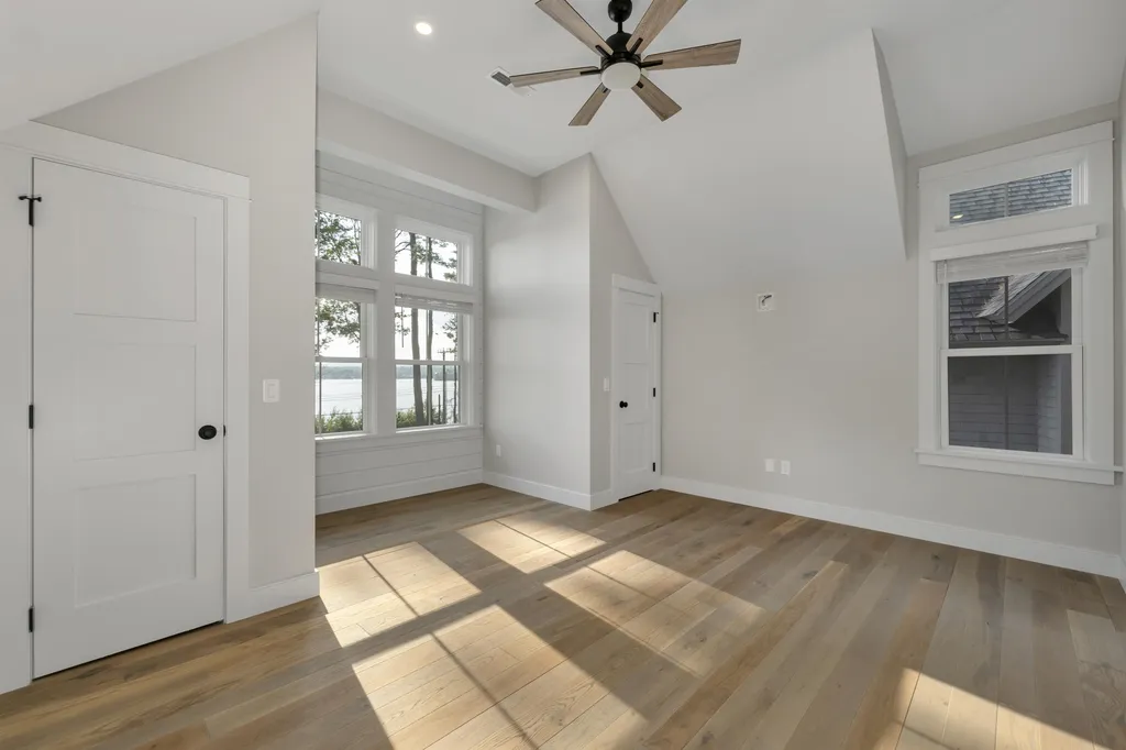 109 Weirs Boulevard Laconia NH 03246