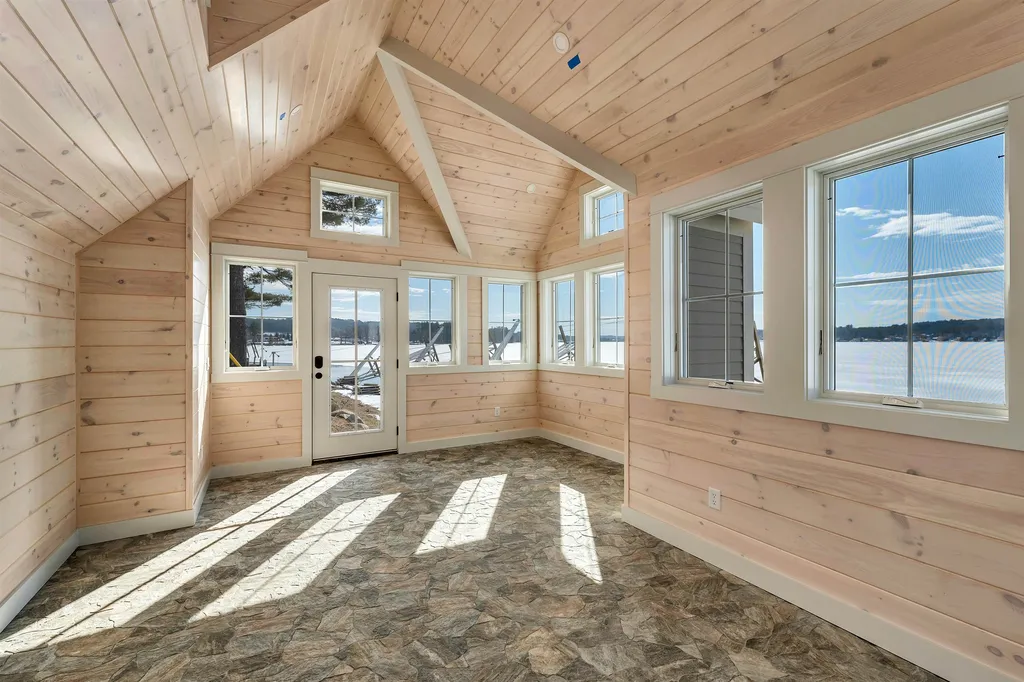 109 Weirs Boulevard Laconia NH 03246