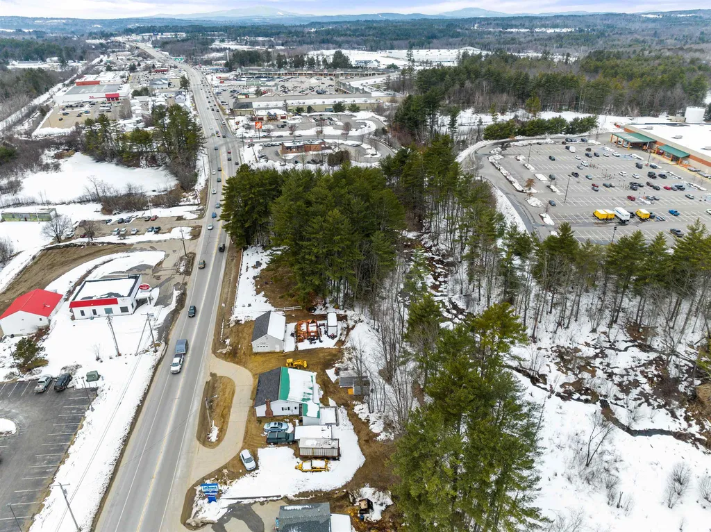194 Laconia Road Tilton NH 03276