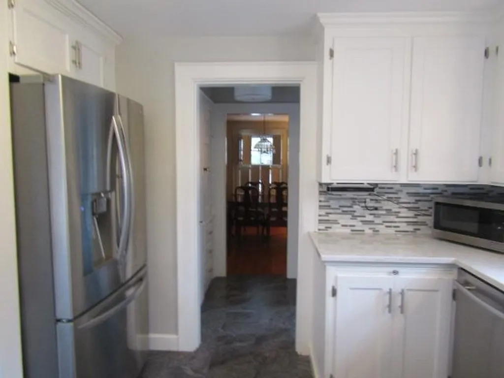 864 Woodbury Avenue Portsmouth NH 03801