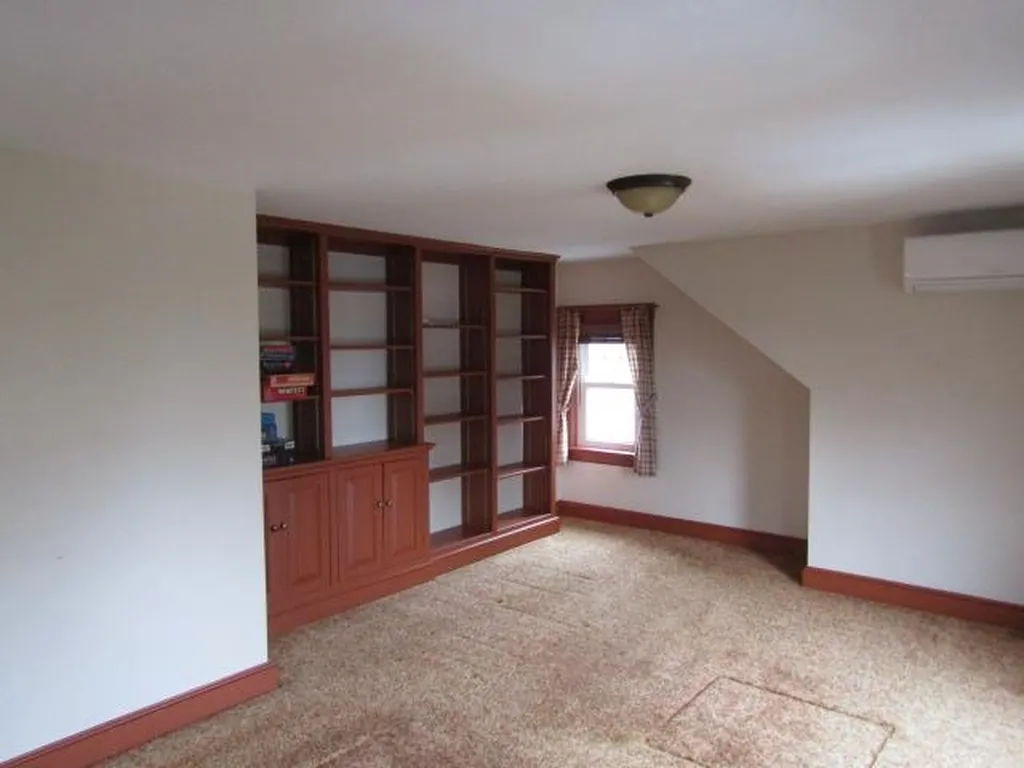 864 Woodbury Avenue Portsmouth NH 03801
