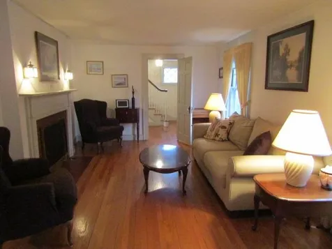 864 Woodbury Avenue Portsmouth NH 03801