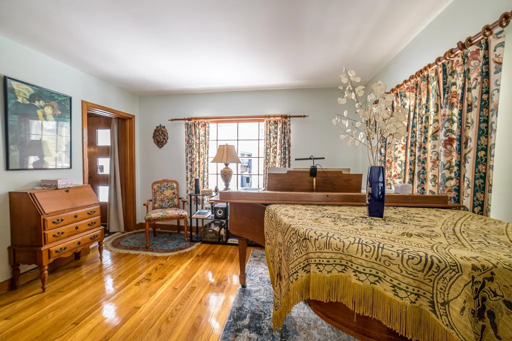 2143 Riverside Drive Berlin NH 03570
