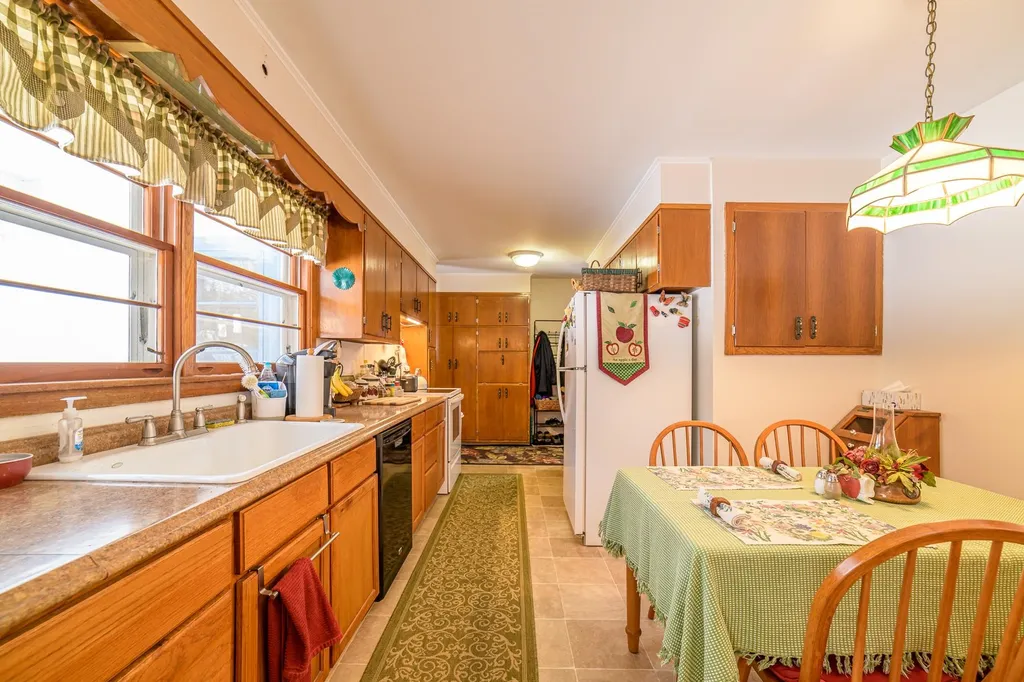2143 Riverside Drive Berlin NH 03570