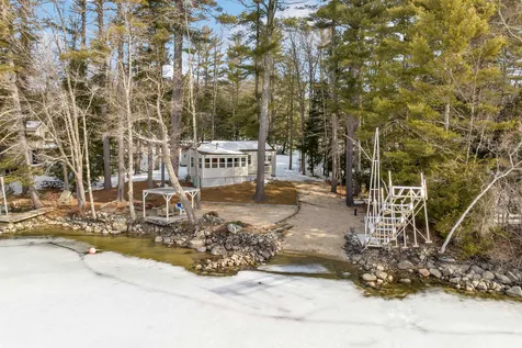 59 S Roberts Cove Road Wakefield NH 03872