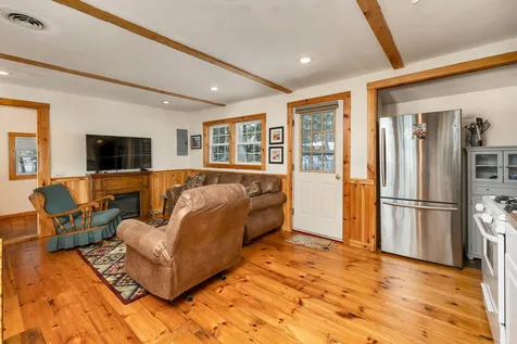 59 S Roberts Cove Road Wakefield NH 03872