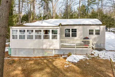 59 S Roberts Cove Road Wakefield NH 03872
