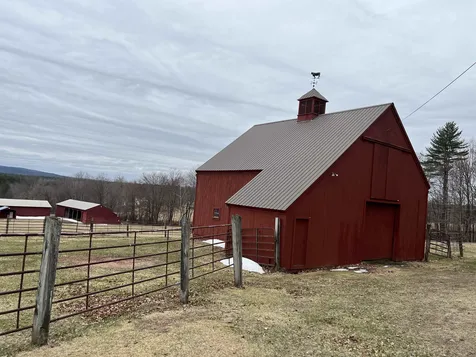 845 Upper Straw Road Hopkinton NH 03229