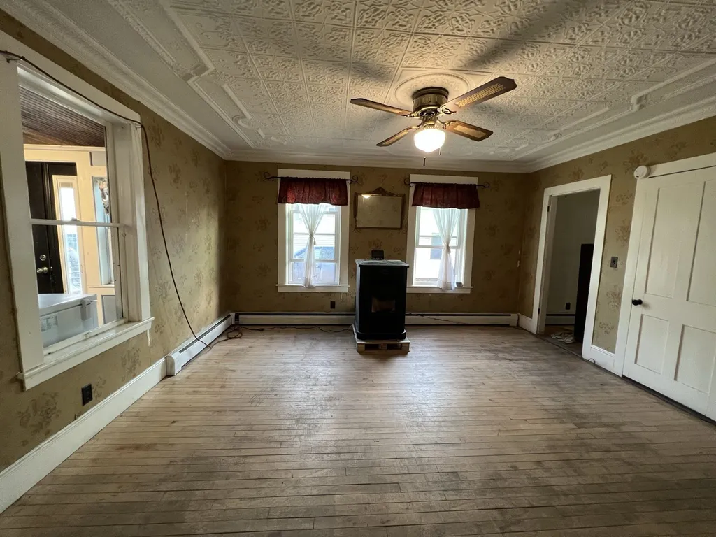 34 Mulberry Street Claremont NH 03743