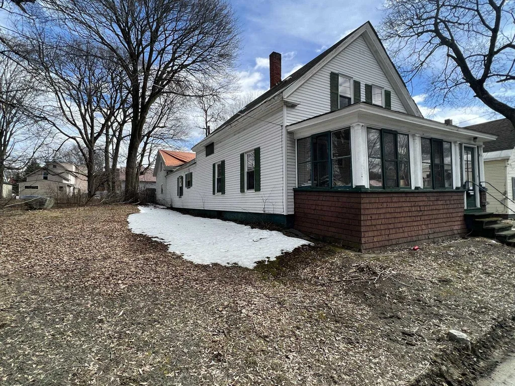 34 Mulberry Street Claremont NH 03743